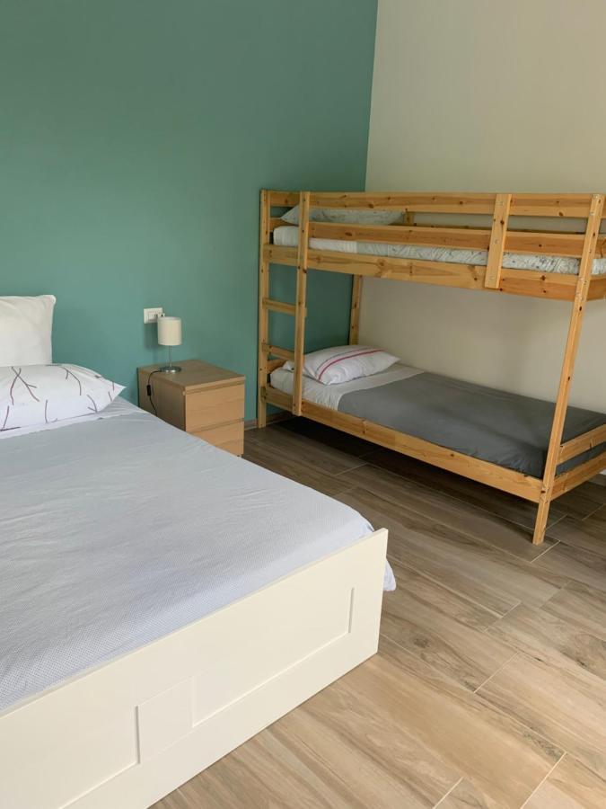 Caroline Home Anzano Del Parco Eksteriør bilde